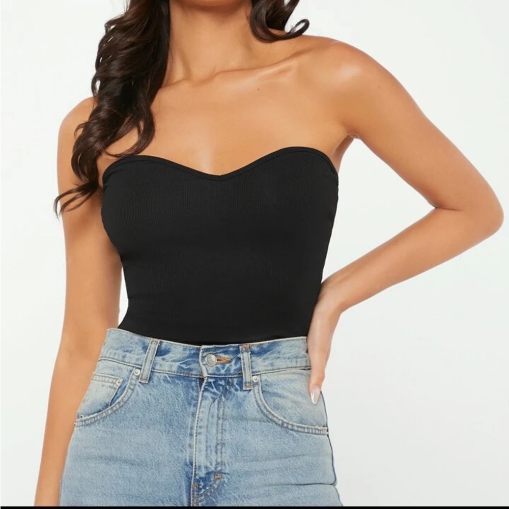 SHEIN Black Strapless Crop Top